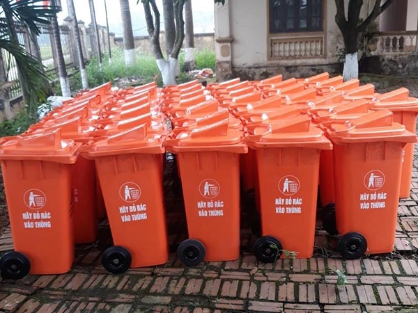 Thùng rác 120L màu cam