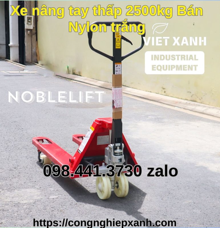 Xe nang tay cang rong 685mm phu hop voi loai pallet nao